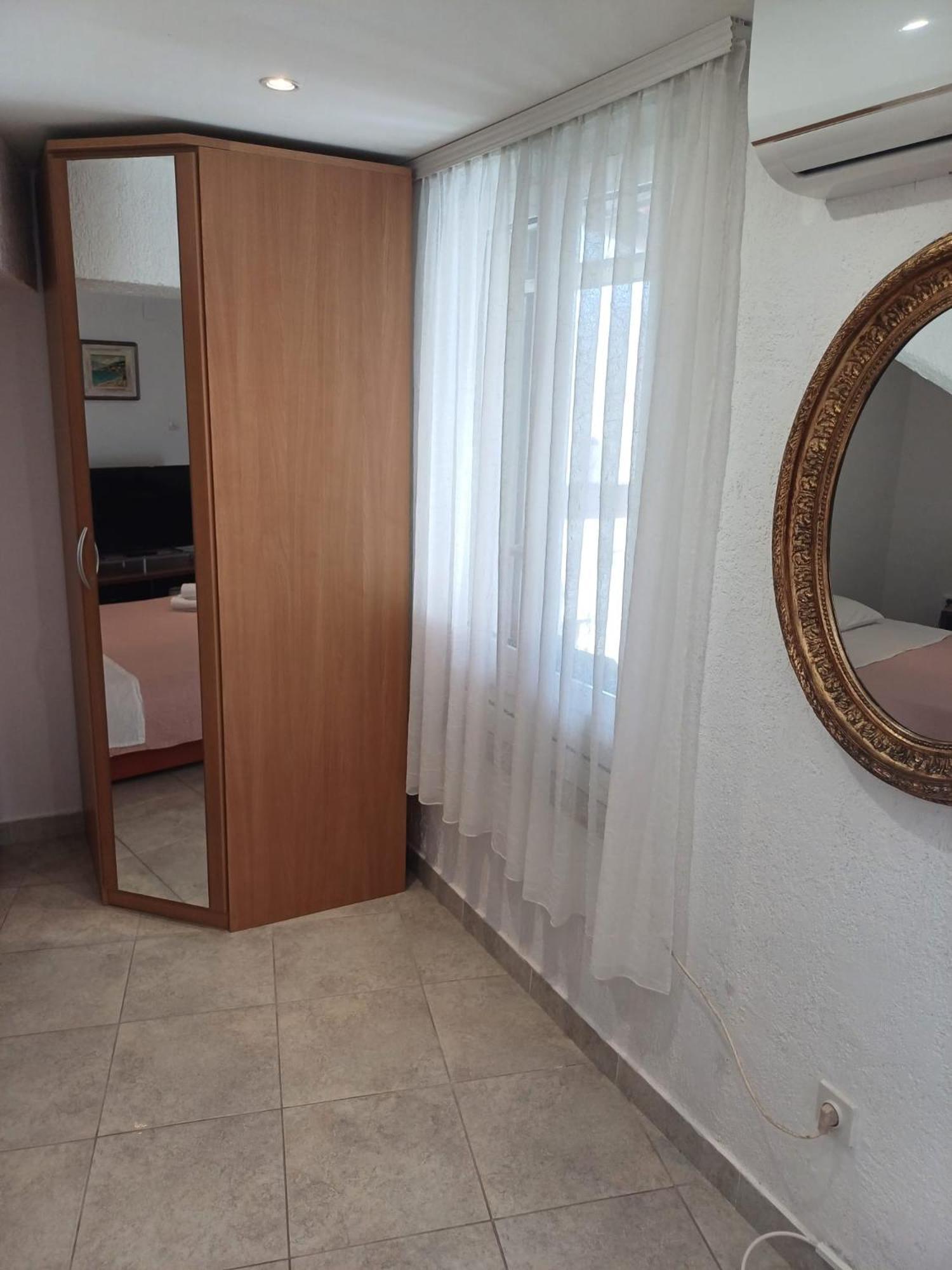 Apartment Bauk Draga Bašćanska Bagian luar foto